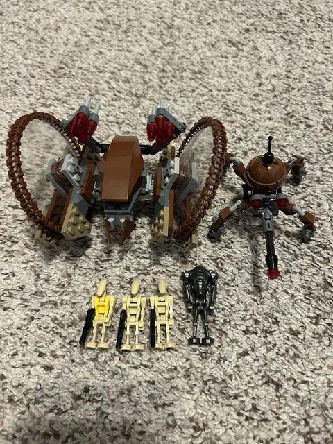 LEGO Star Wars Hailfire Droid & Spider Droid (7670) - Complete With Figures