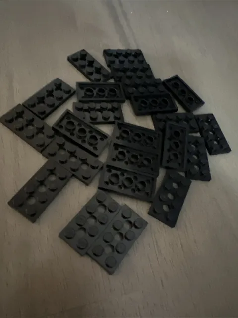 LEGO 3709 Black Technic, Plate 2 x 4 with 3 Holes 28 Pieces