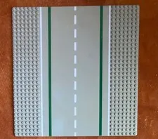 Lego Road Base Plates 32x32, 2(7 x 32 stud regions)