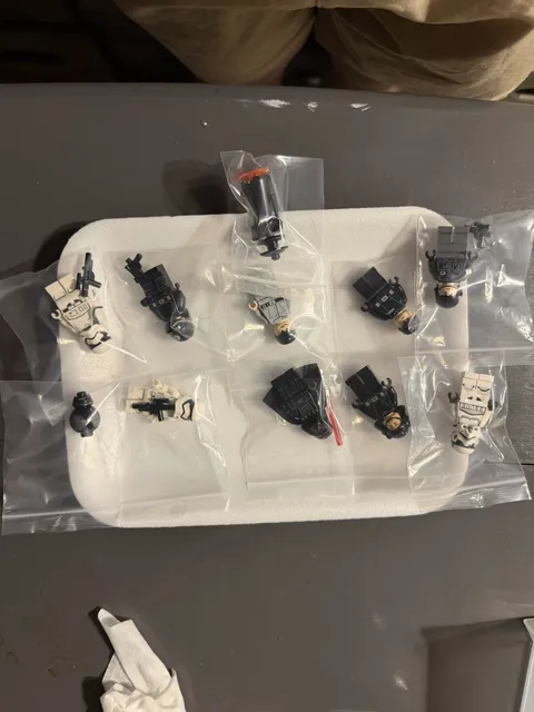 LEGO Star Wars Minifigure Lot of 11. PERFECT CONDITION!