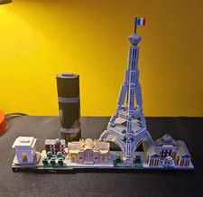 LEGO Architecture Skylines Paris 21044 - 649pc Built Display Model, No Box