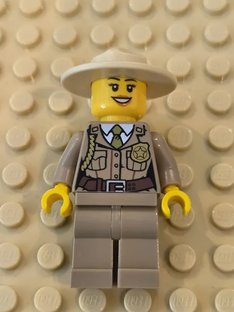 lego Minifigure City Forest Police Officer Cty0263