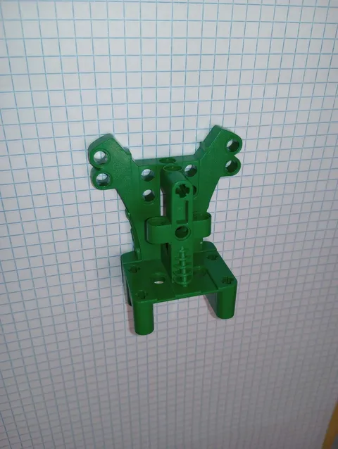 1 Lego 44849 Green Sports Hockey Player Body also in Bionicle line WYSIWYG