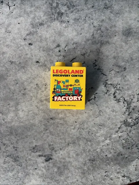 Lego land Discovery Center 2013 Duplo Brick