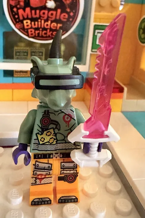 Lego Ninjago Hausner Minifigure With Accessory