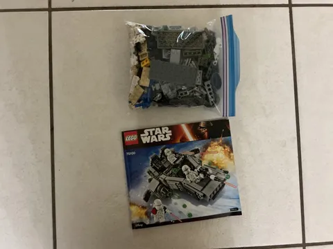 LEGO Star Wars: First Order Snowspeeder (75100)