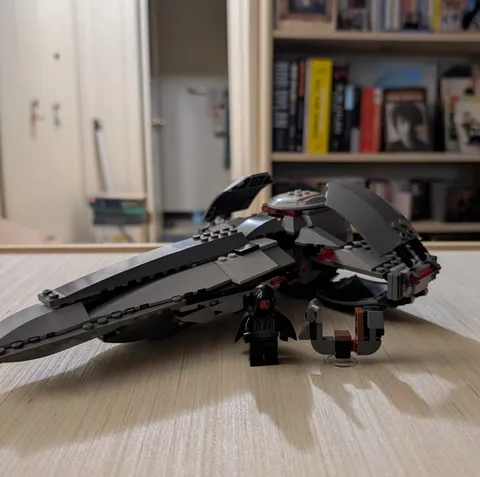 LEGO Star Wars: Sith Infiltrator (7663)- EUC *Read Description*