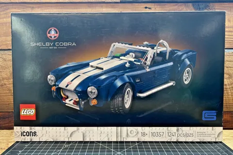 LEGO Icons: Shelby Cobra 427 S/C 10357 SEALED New In Box Building Set 1241 pcs