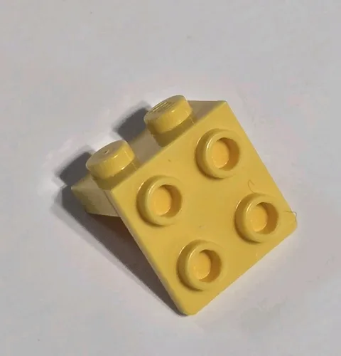 LEGO Parts - Yellow Bracket 1 x 2 - 2 x 2 - No 44728