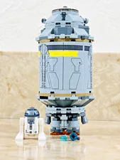 LEGO Star Wars: Droid Escape Pod (75136) - Complete, 1/4 Minifigures