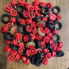 LEGO Vintage Large Lot of Wheels & solid, And Spoke Hubs 2 x 2 with Stud Red