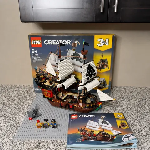 LEGO Creator 3-in-1 Pirate Ship 31109 Box Manual Retired with Mini figures