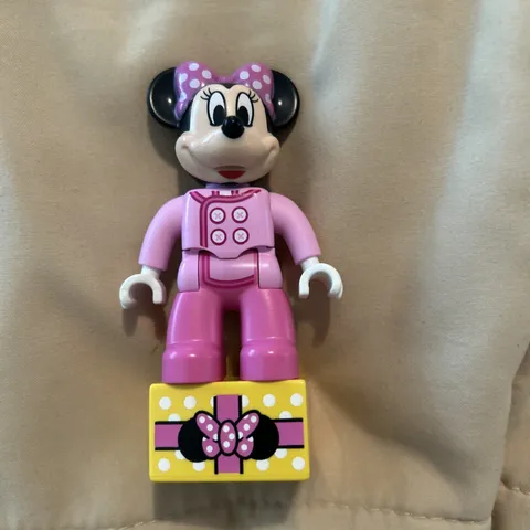 Lego Duplo Minnie Mouse Figure Disney Bow 2.5" Pink Outfit