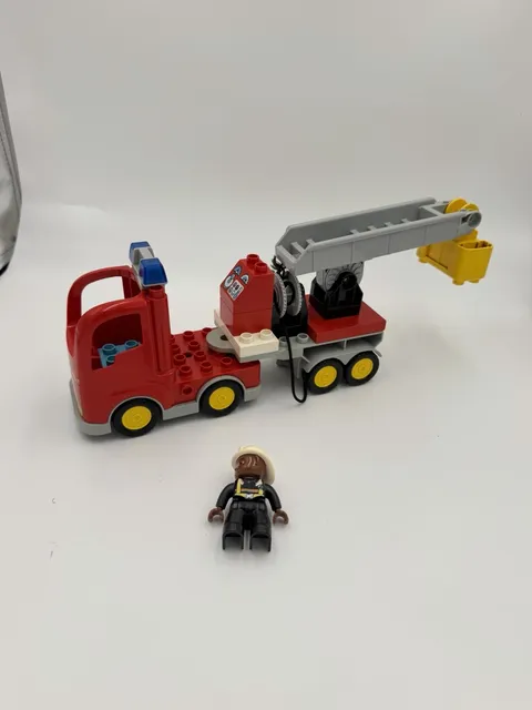 LEGO DUPLO Fire Truck Ladder Truck w/ Firefighter Figure Rescue Bucket Red