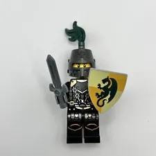 LEGO Kingdoms Dragon Knight Scale Mail Castle Minifigure cas493 Shield 6918