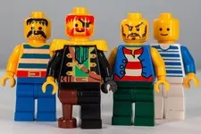 LEGO Vintage Classic Pirate Minifigure Lot of 4 + BONUS Classic Cowboy Keychain