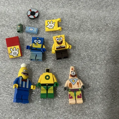 LEGO SpongeBob SquarePants Minifigure Lot Patrick Plankton ice cream vendor 