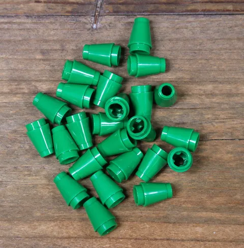 LEGO 59900 Green Cone 1 x 1 with Top Groove 4589b Qty 25