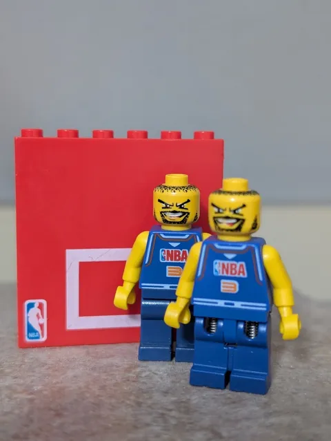 LEGO NBA (nba027) 2003 Minifig Lot + NBA Backboard