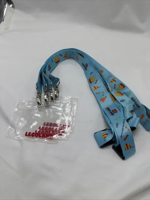 Lot 4 Legoland Florida Blue  HAPPY BIRTHDAY Lanyard