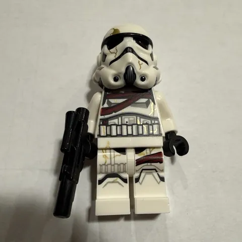 OFFICIAL LEGO Star Wars Night Trooper with blaster
