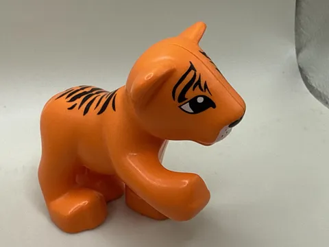 Lego Duplo Figure Tiger Cub orange