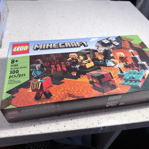 New 2022 LEGO Minecraft 21185 The Nether Bastion 300pcs Set RETIRED