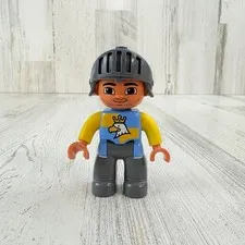 LEGO Knight 47394pb178 Duplo Figure Lego Ville Man Castle Blue Yellow Boy