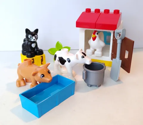 Lego DUPLO 10870 Farm Animals 16-Piece Set - Complete - Cow Cat Pig Chicken