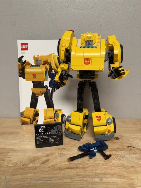 LEGO Icons Transformers Bumblebee 10338 InComplete