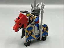 Vintage LEGO Castle Royal Knights Lion Horse Shield Soldier With Accessories