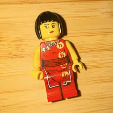 LEGO Ninjago - Golden Weapons - Super Rare Original- Nya Minifig