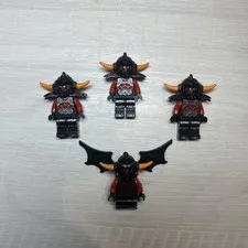 LEGO NEXO KNIGHTS 70322 Ash Attacker Orange Horns Mini figure NEX005 Lot of 4