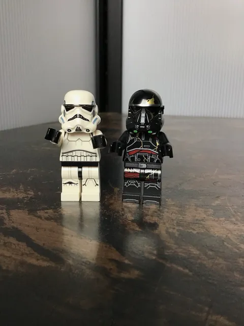 Lego Starwars Stormtrooper & Imperial Death Trooper Minifigure Lot