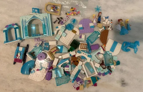 LEGO Disney Princess Lot (unknown If Incomplete. Please View All Pictures.
