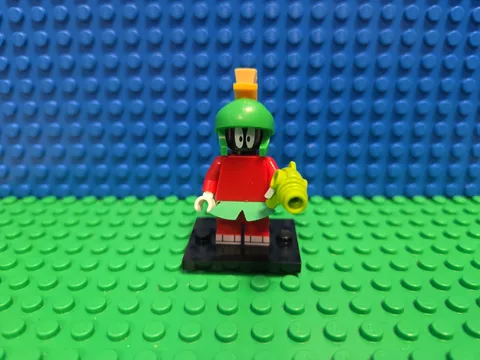 Lego Marvin Minifigure Martian Looney Tunes Collectible Series 71030 CMF Lot HTF