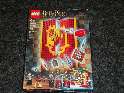 LEGO HARRY POTTER 76409: GRYFINDOR HOUSE BANNER RETIRED COLLECTIBLE BUILDING SET