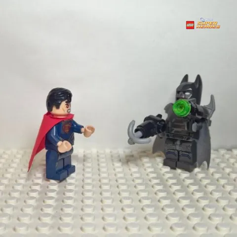 LEGO DC Super Heroes Batman Armored & Superman Minifigure Lot 76044 Genuine