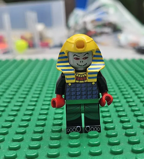 Lego Adventurers Desert Minifigure Pharaoh Hotep adv021 For 5978, 5988, 5958