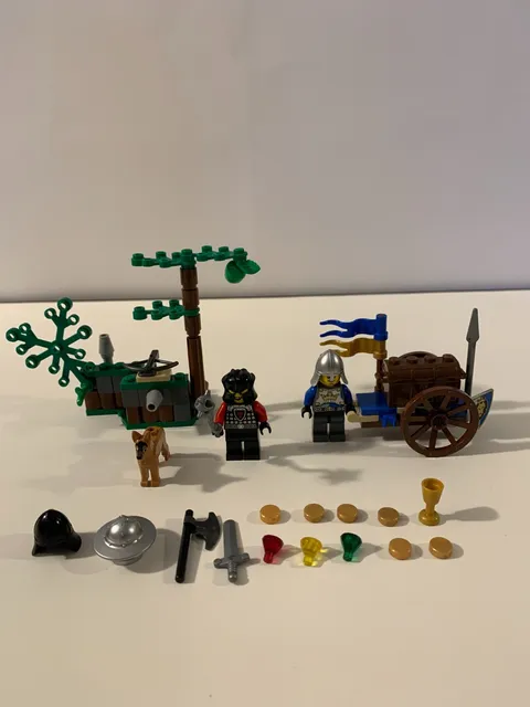 LEGO Castle: Forest Ambush (70400)