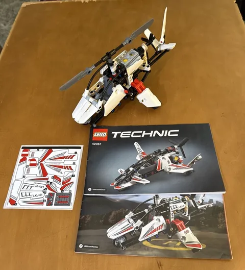 LEGO TECHNIC 42057 Ultralight Helicopter