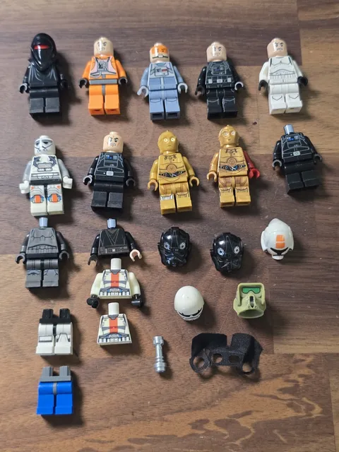 Lego Star Wars Minifigures Lot 10+ Accessories Helmets Trooper Kashyyyk