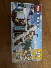 LEGO CREATOR: Modular Winter Vacation (31080)
