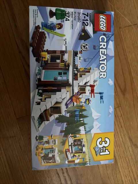 LEGO CREATOR: Modular Winter Vacation (31080)