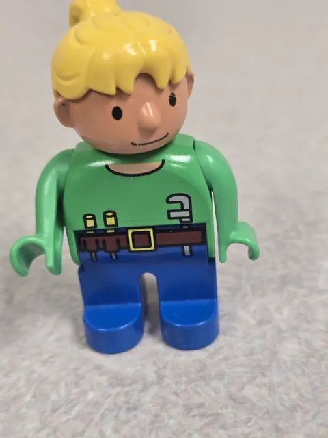 Lego Duplo Construction Girl Figure Yellow Hair Green & Blue Outfit Free Shippin