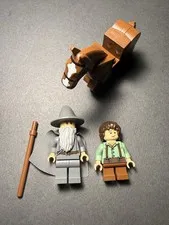 9469 LEGO The Lord of the Rings The Fellowship of the Ring Gandalf Arrives FIGS