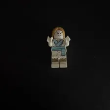 LEGO NINJAGO Master of the Mountain Minifig - Princess Vania of Shintaro