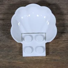 LEGO White Scallop Clam Shell Part No. 18970 Qty 1