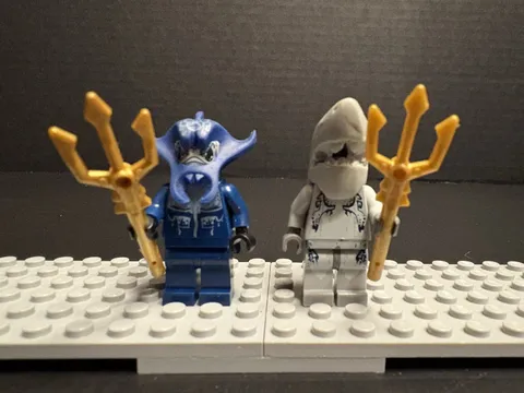 LEGO Minifigure Lot: Manta atl003+ Shark Warrior atl004 8077 8073 Atlantis (b3)