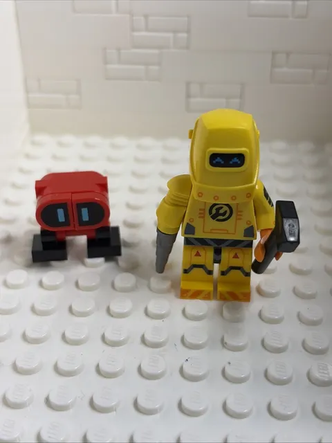 LEGO CMF Series 22 Robot Repair Tech Collectible Minifigure